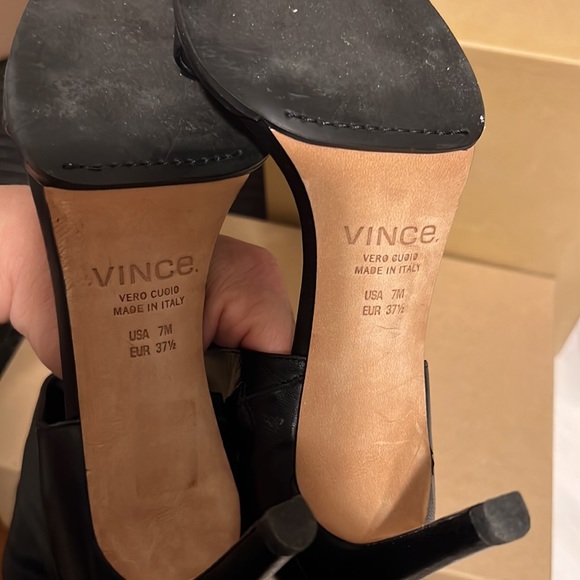 Vince leather heel with ankle zipper Made in Italy size 7 - Picture 8 of 8
